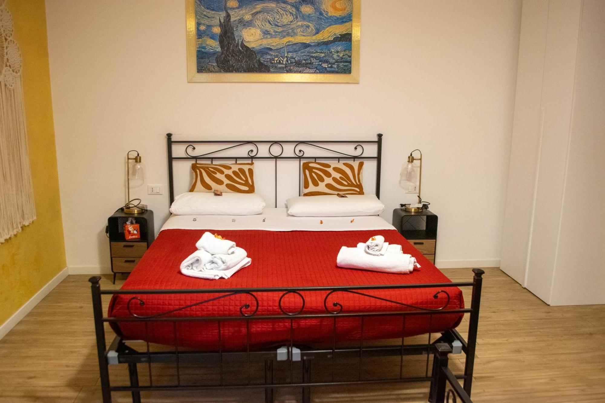 Emmanueli65 Fronte Clinica Per 4 Matrimoniale E Castello Bed and Breakfast Piacenza Eksteriør billede